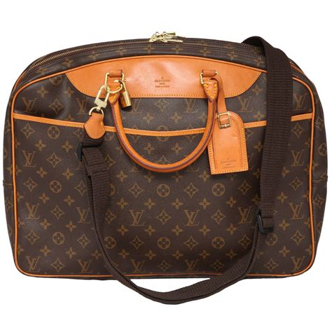 Louis Vuitton softsided handbags